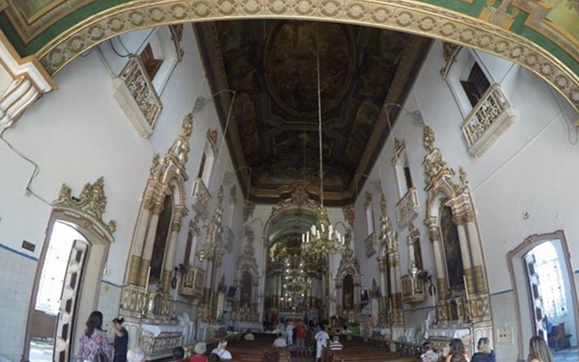 Fig. 5 – Igreja de Nosso Senhor do Bonfim, Salvador, Bahia, interior em estilo neoclássico. Foto: Rhea Sylvia Noblat.