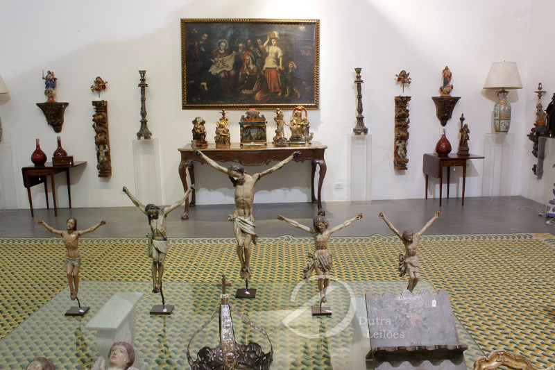 אוסף האמנות הקדושה בהשתתפות במכירה פומבית בסאו פאולו. תמונות: גילוי.