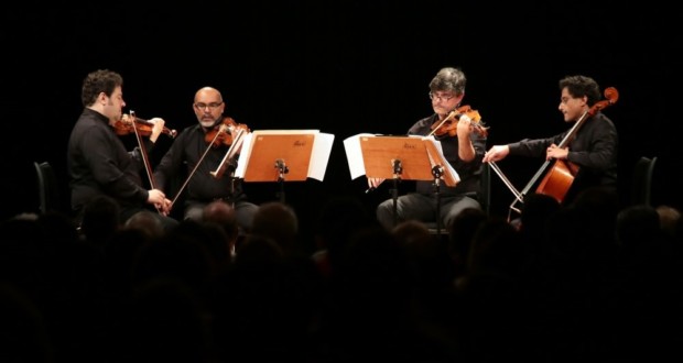 L’ensemble à cordes Camerata présente des oeuvres de Brahms. Photos: Doreen Marques.