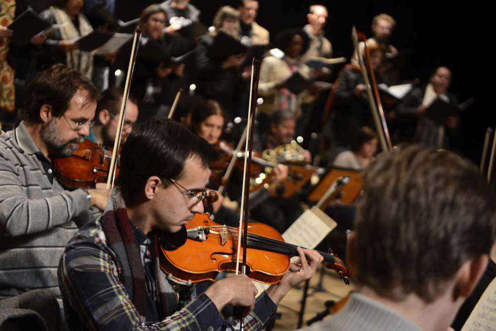 クリチバ市室内管弦楽団. 写真: ギルソン ・ カマルゴ.
