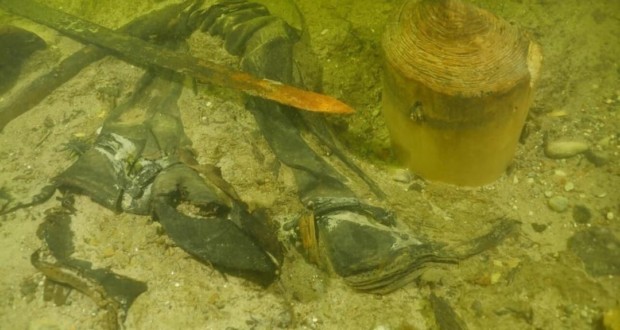 Soldier killed five centuries ago found in lake in Lithuania. Photo: Disclosure / MF Global Press.