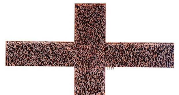 Autore: Ana Paula Almeida. Anno: 2018. Tecnica: Incollaggio di bastoncini di legno senza legno. Dimensioni: 81 x 63 cm. Featured. Foto: Rivelazione.