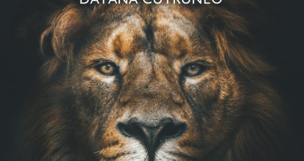 Livre &quot;Dieu et le processus en moi" de Dayana Cutruneo, couverture - en vedette. Divulgation.