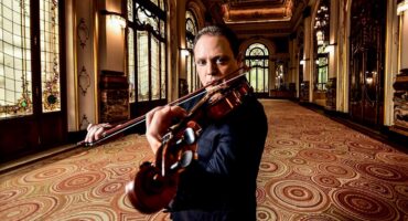 Fabio Brucoli, violin. Photo: Marcelo Donatelli.