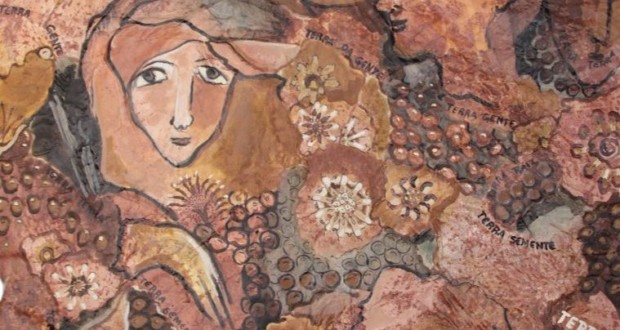 גלריה וירטואלית מריה לוסינה, עבודה 09 - זרעים, דמויות ופרחים - 2012, בהשתתפות. תמונות: גילוי.