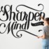Know how to use lettering in your decoration. Photo: Woman photo created by rawpixel.com - br.freepik.com.