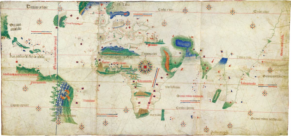 卡塔德坎蒂诺, 1502. 羊皮纸上的手稿. 220x105cm. 摩德纳图书馆——意大利. 葡萄牙血统, 这只波图兰被阿尔贝托·坎蒂诺偷运到东部法院, 意大利. 这是第一张展示巴西领土的地图. 非洲和印度东海岸的轮廓更准确. 耶路撒冷是中心. 鹦鹉在巴西土地上的表现已成为反复出现的图像. 在鹦鹉脚下, 在塞古罗港地区, 可以阅读巴西里约热内卢的地名. 正前方是正式名称: 韦拉克鲁斯.