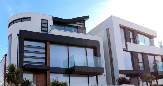 Como construir casas de alto padrão?. Foto: Expect Best no Pexels.