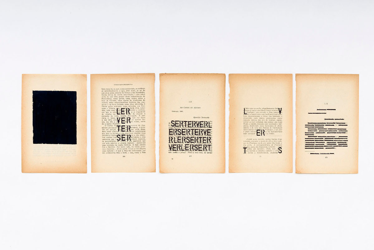 Μισέλ Ροσέτ, χωρίς τίτλο, 2019. Επιστολή προς τον αναγνώστη σειρά. Στυλό πάνω από τη σελίδα του βιβλίου. 20 x 13 cm το καθένα. (polyptych). Φωτογραφίες: Αποκάλυψη.