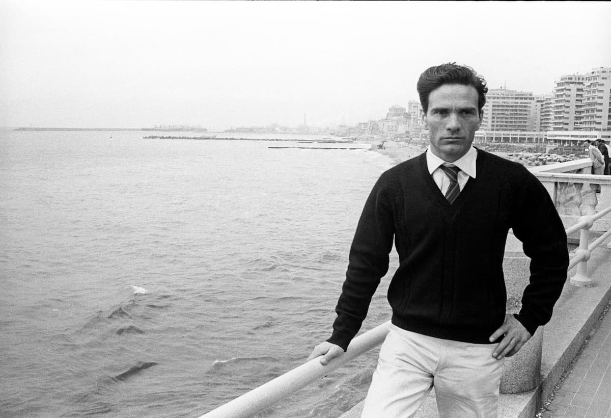 皮埃尔·保罗·帕索里尼, 热那亚, 1959. © Paolo Di Paolo 摄影档案馆.
