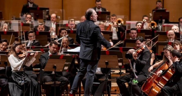 Муниципальный симфонический оркестр Сан-Паулу. Фото: рафаэль спаситель.