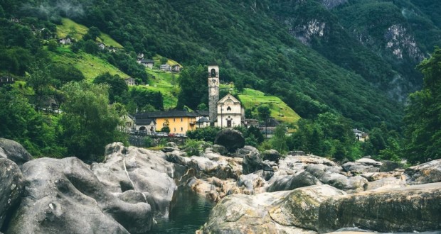 洛迦诺的纯粹说明性图像, 瑞士. 照片: 约翰内斯·贝克曼.