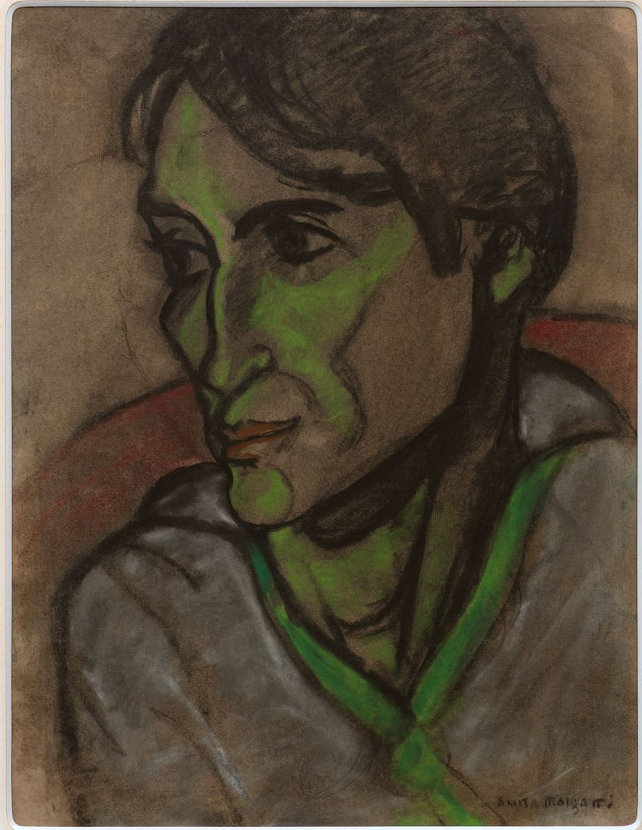 Anita Malfatti, Cabeça de homem verde circa, 1915-1916, carvão e pastel, papel 615 x 465 cm. Foto: Divulgação.
