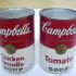 Fig. 1 - Andy Warhol, Latas de Sopa Campbell. Fotos: Máxima, CC BY-SA 3.0, a través de Wikimedia Commons.