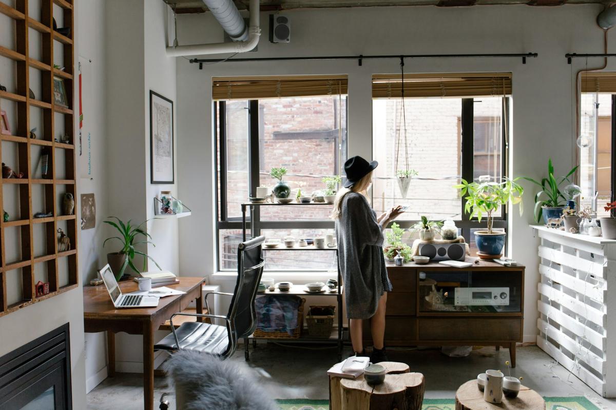 Strategies for maximizing the use of small spaces in homes. Foto de Bench Accounting na Unsplash.